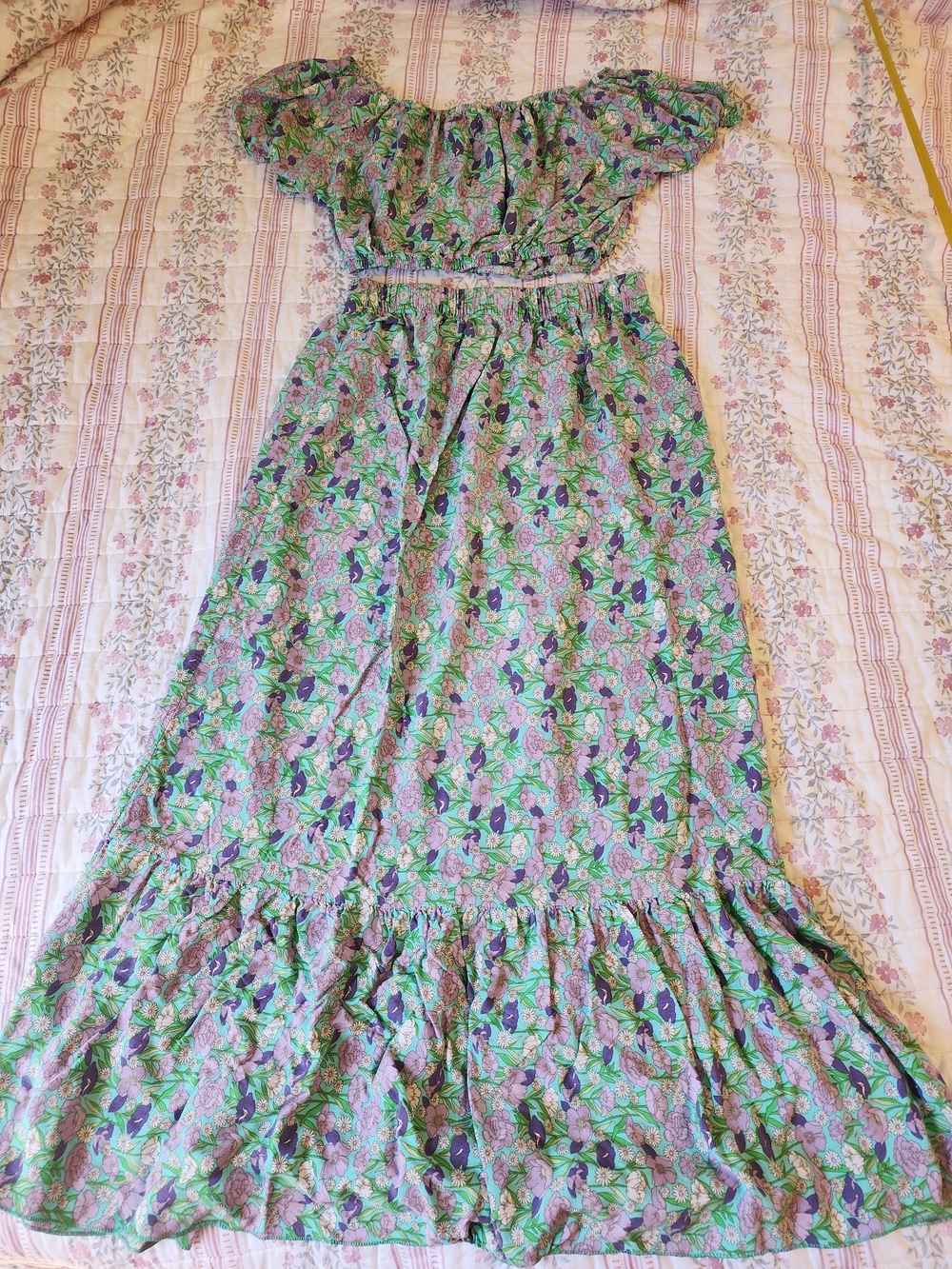 Bohemian Floral Off-Shoulder Maxi Dress - Green Floral
